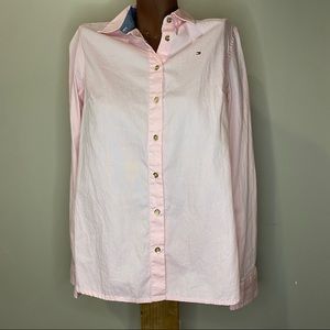 Women’s Tommy Hilfiger pink button down in Small
